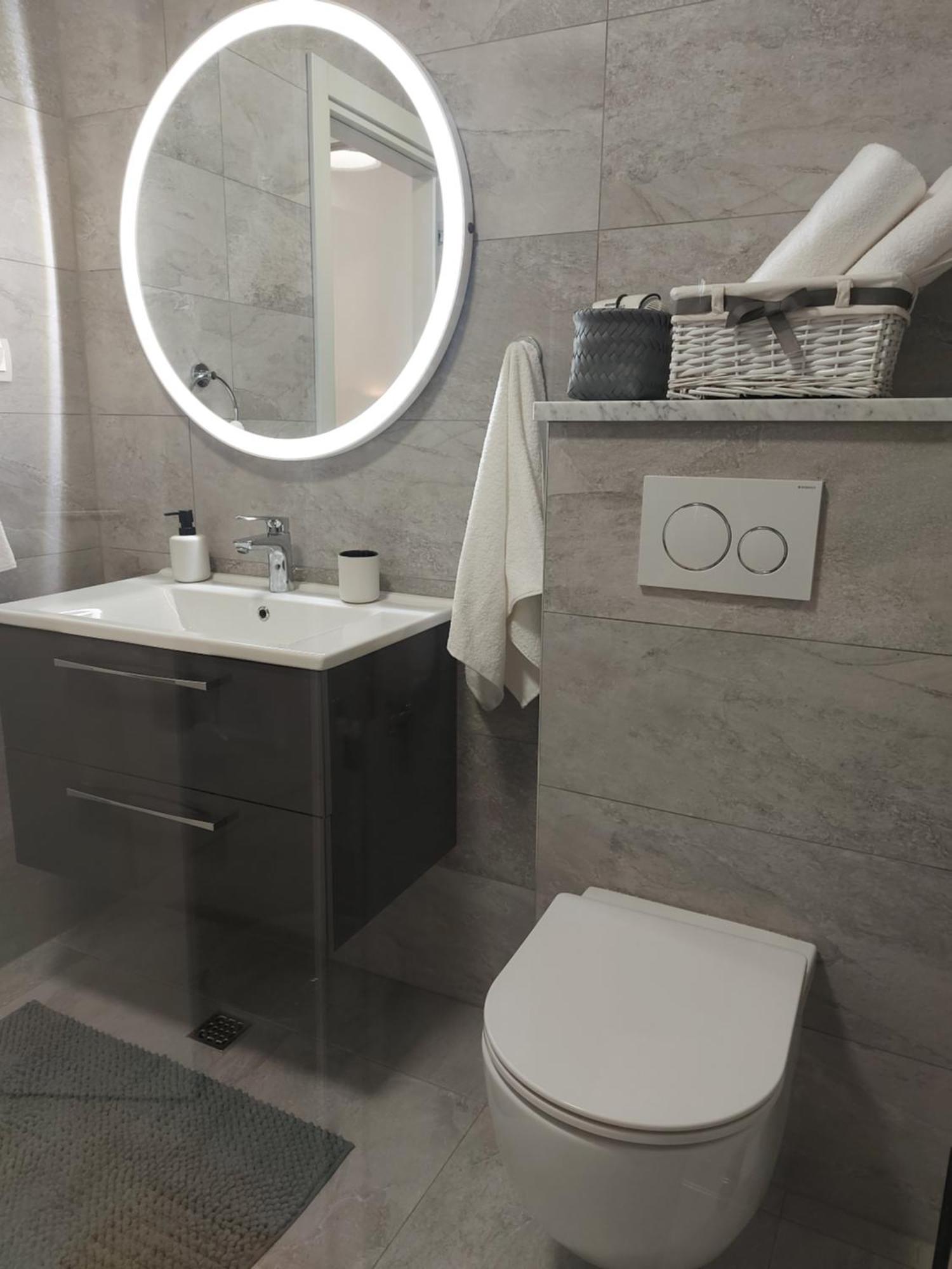 Apartman Matilda 2 غراداك الغرفة الصورة