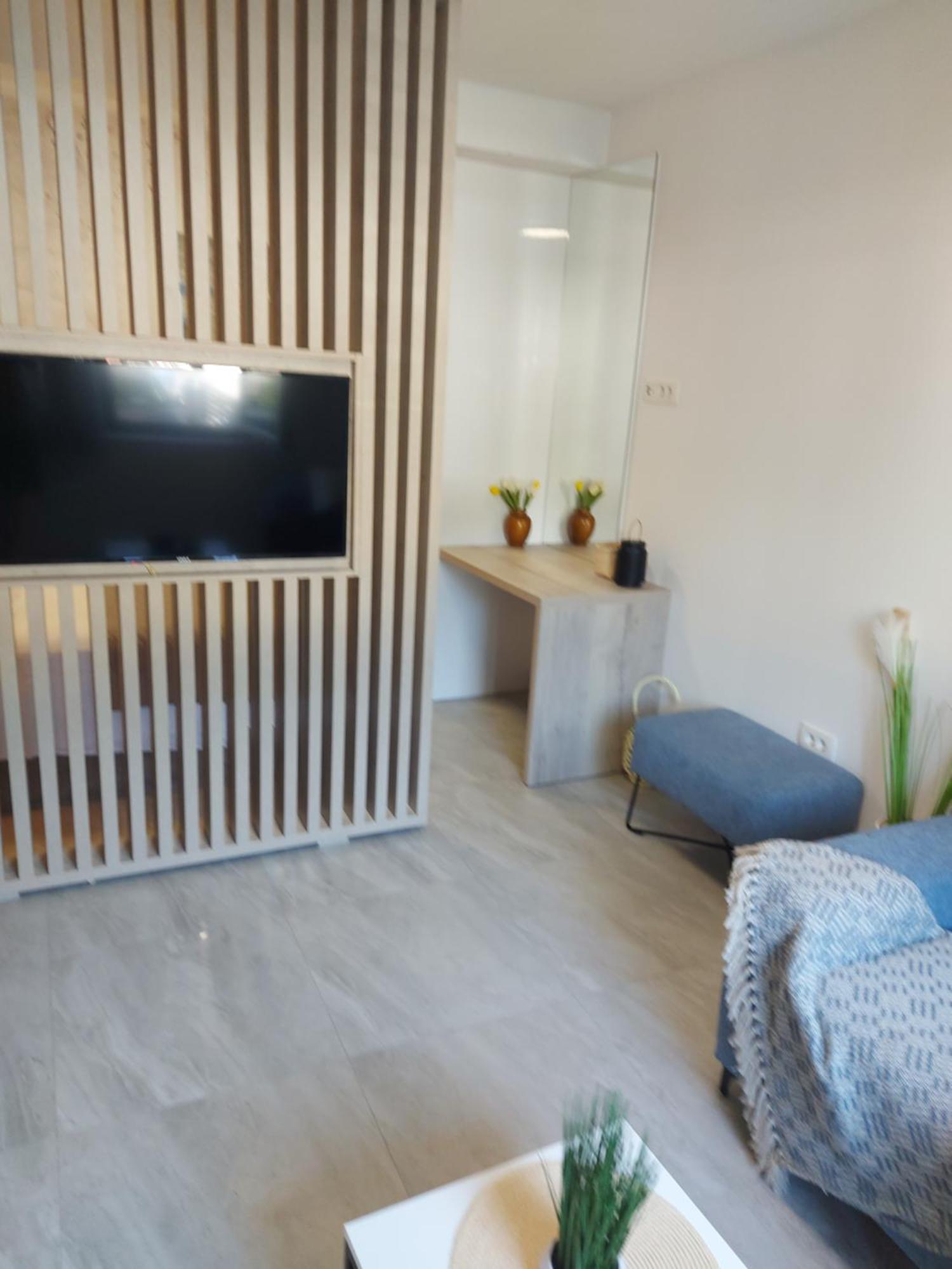 Apartman Matilda 2 غراداك الغرفة الصورة