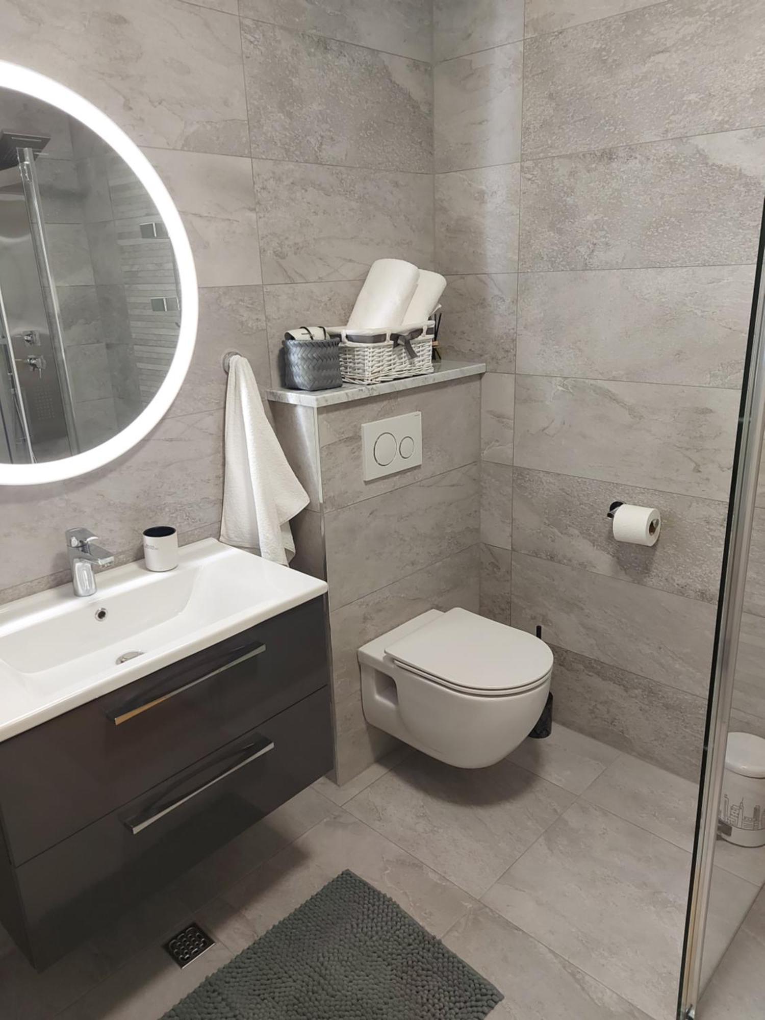 Apartman Matilda 2 غراداك الغرفة الصورة